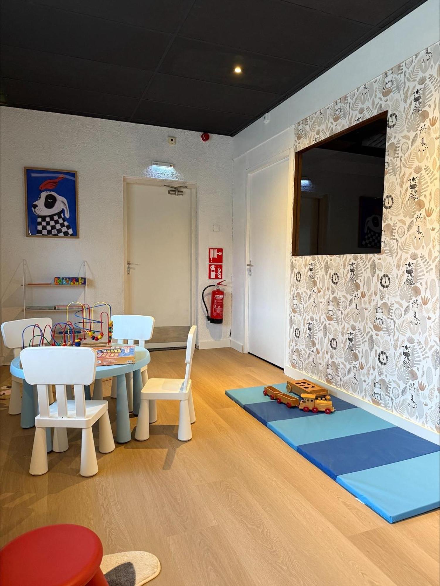 Hotel Emilia Kaatsheuvel Extérieur photo